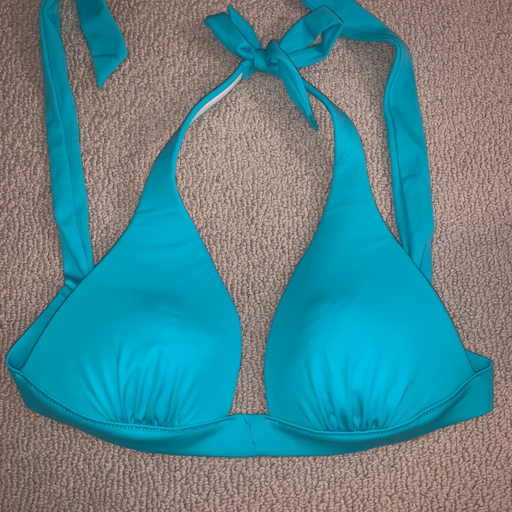 Victoria’s Secrets bikini top